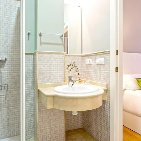 Genteel Vinuesa Apartment Seville
